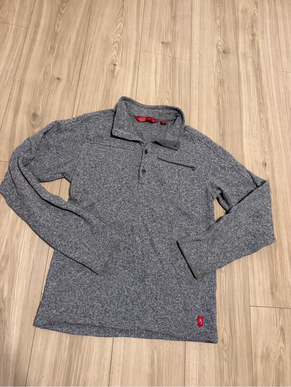 Eastern Mountain Sports Men's Gray Quarter-Button Pullover